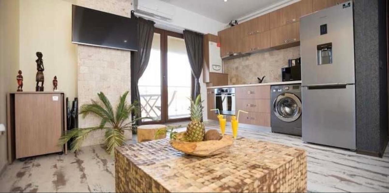 Wild Africa Apartament Мамая Екстериор снимка